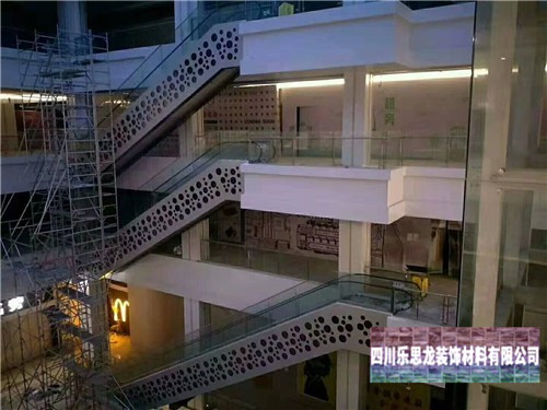 怎么樣選擇一個(gè)滿意的氟碳鋁單板制造商 怎么樣選擇一個(gè)滿意的氟碳鋁單板制造商