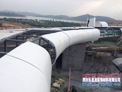 購(gòu)買(mǎi)輥涂鋁單板何故要去采購(gòu)大制造廠家 購(gòu)買(mǎi)輥涂鋁單板何故要去采購(gòu)大制造廠家