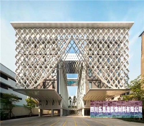 何故購買鋁幕墻要選擇大廠家